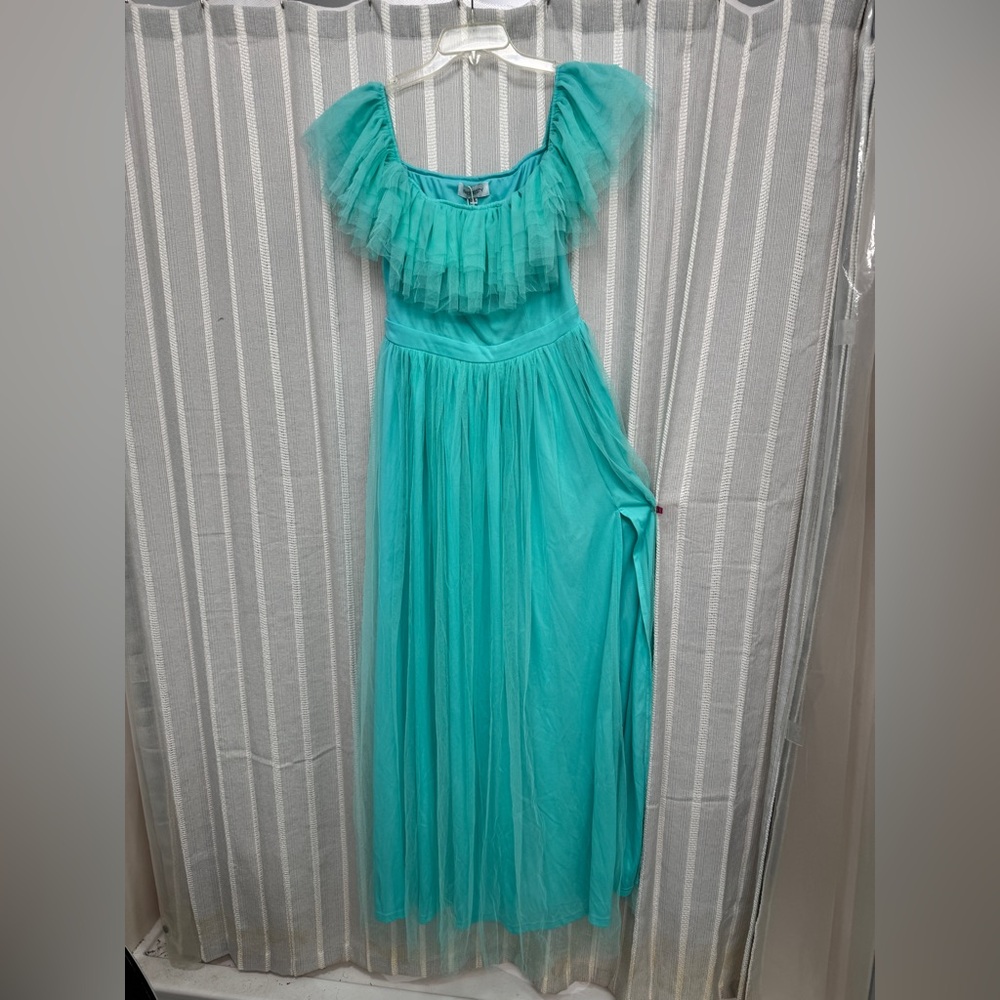 Faeresty Mint Tulle Maxi Dress with Ruffled Yoke & Side Slit Size M - NWT
